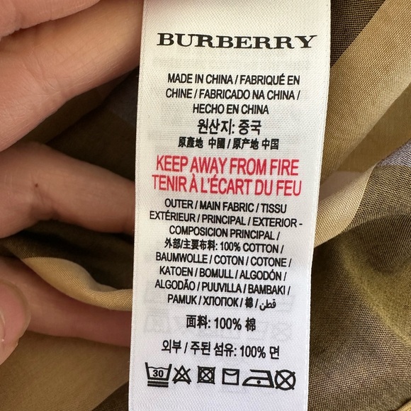 Burberry children’s top - Picture 4 of 4